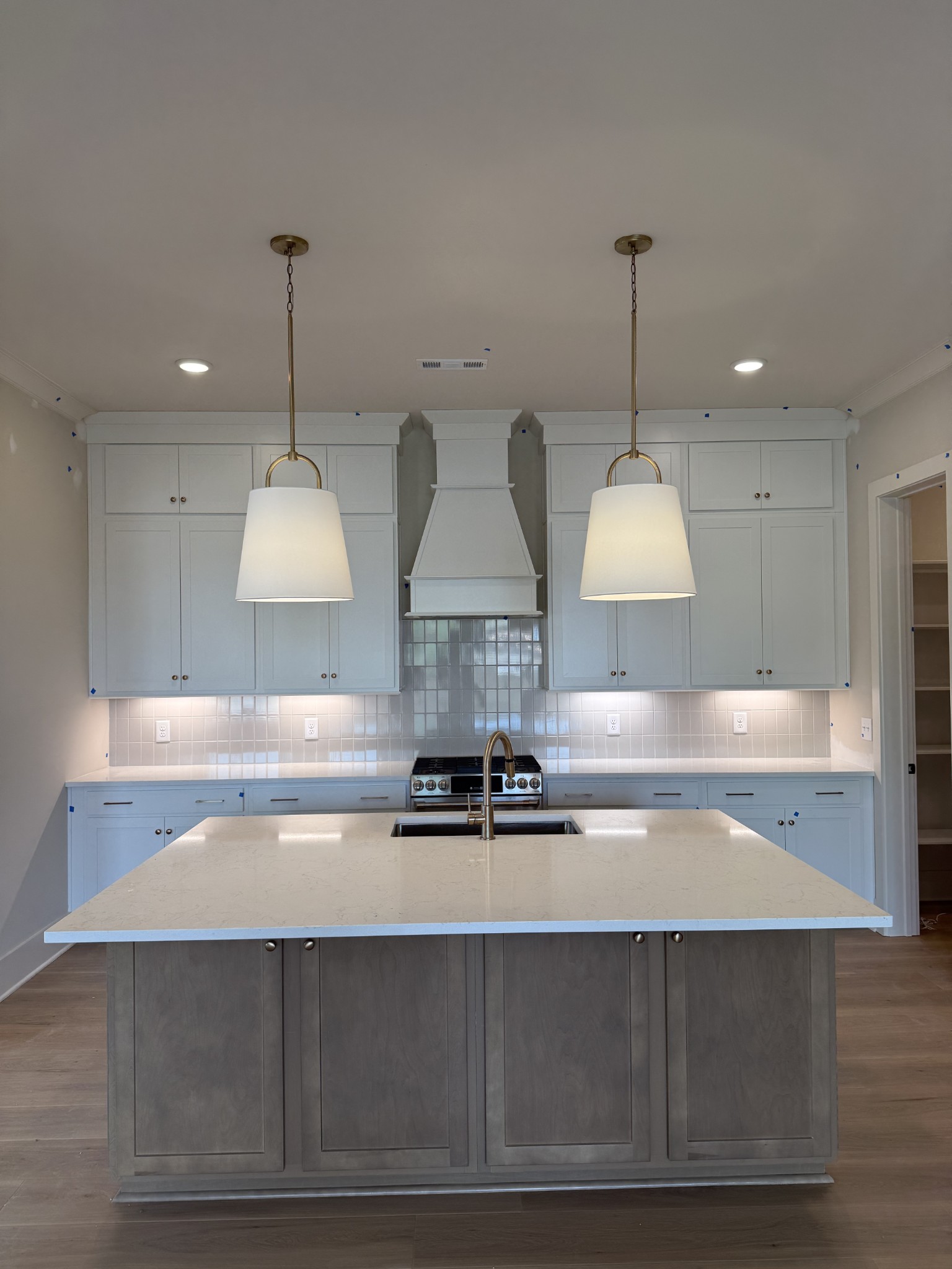 799 Saint Clair Ave