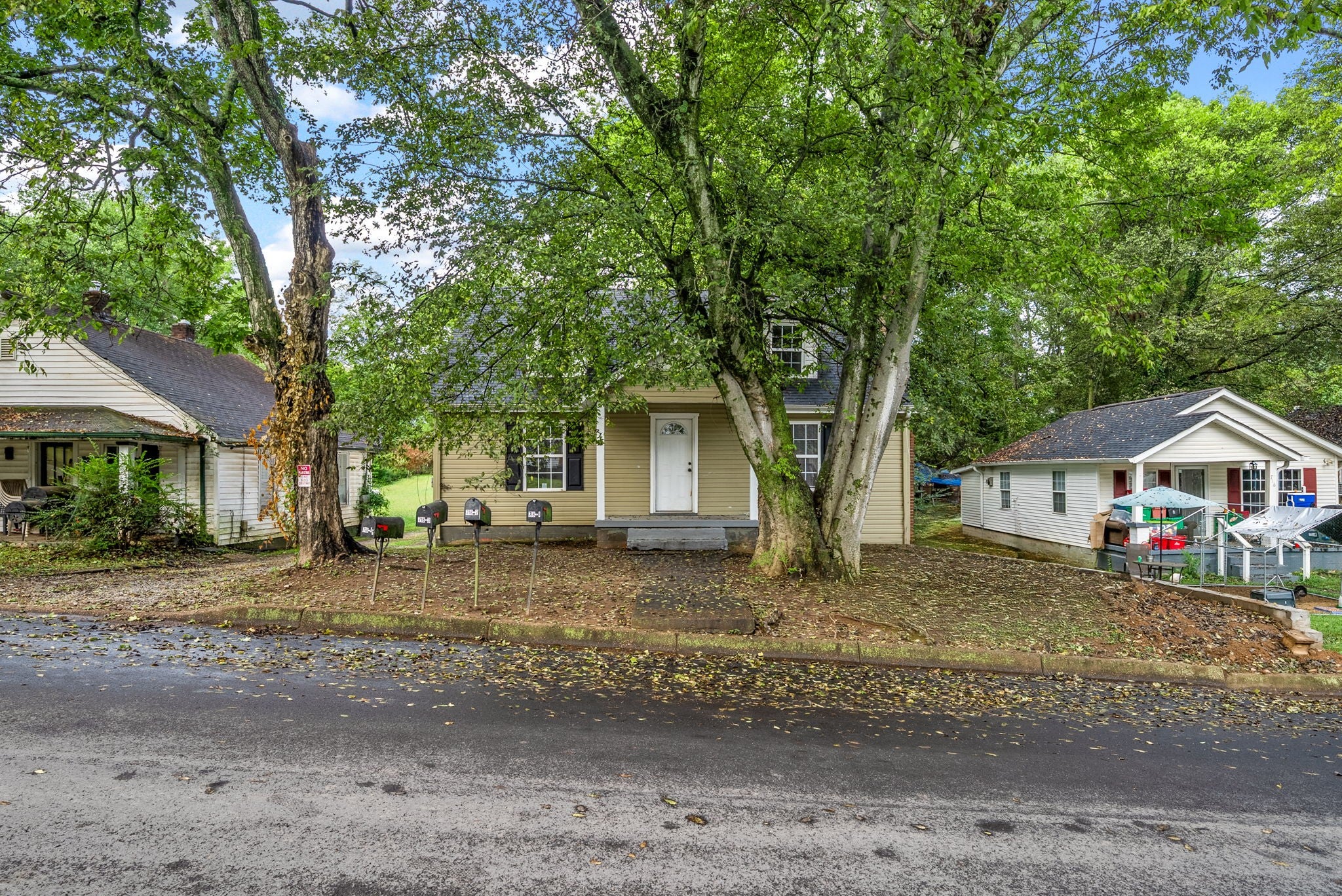 718 Central Ave 1