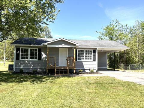 21 McAlister Rd Fayetteville TN 37334