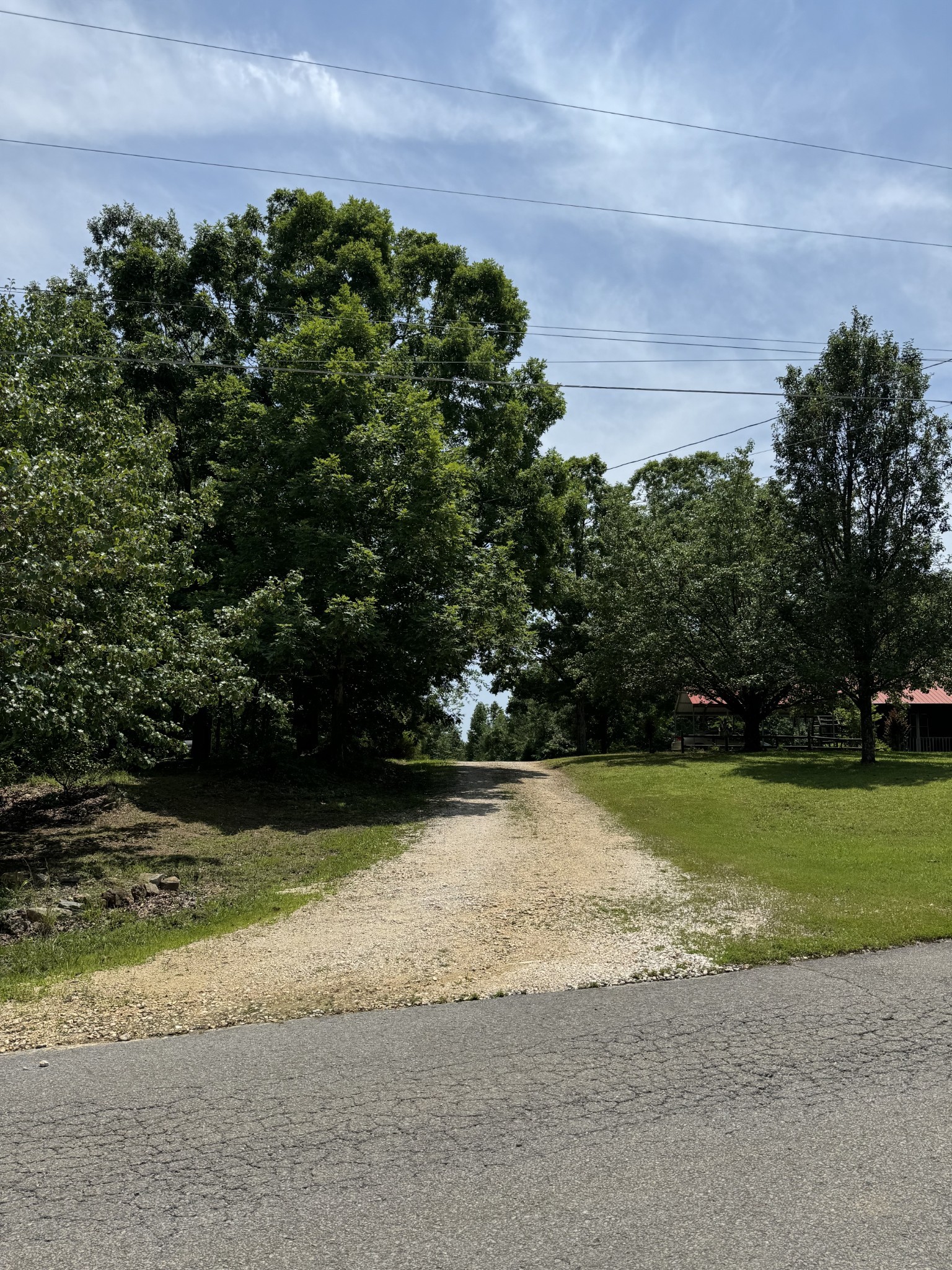 565 Lucas Ridge Ln