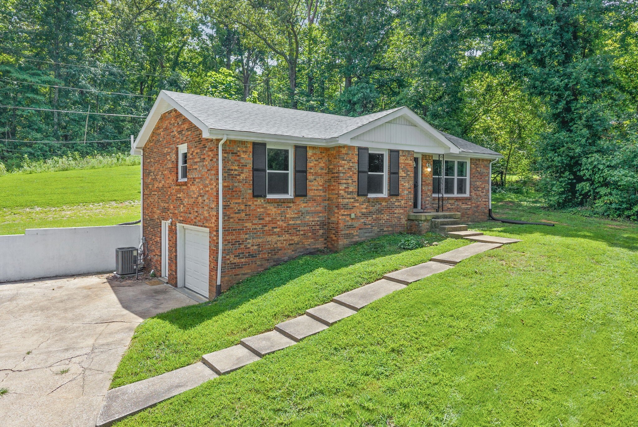 684 Dean Rd