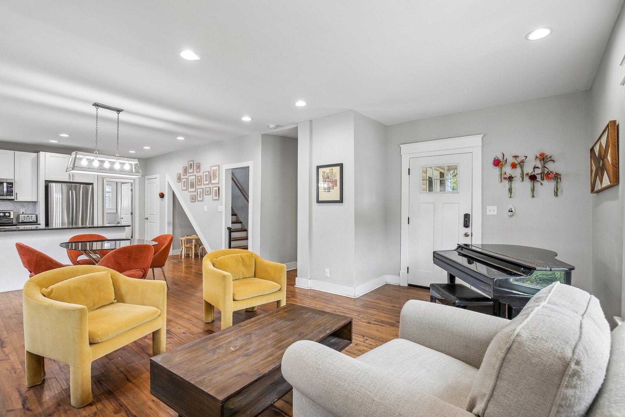 306 Valeria Street