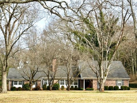 905 S Jefferson St Winchester TN 37398