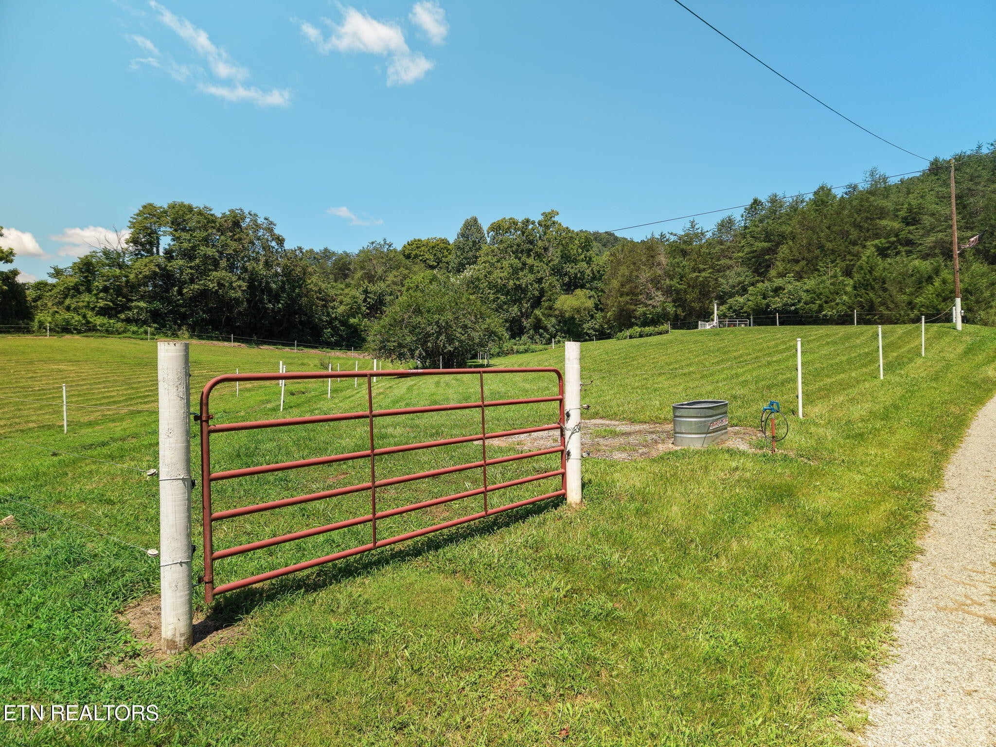 3000 Upper Caney Valley Rd