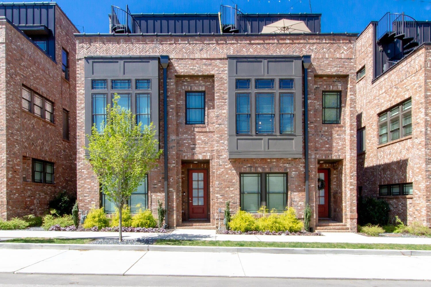 3-bed listing at 713b 26th Ave N, Nashville