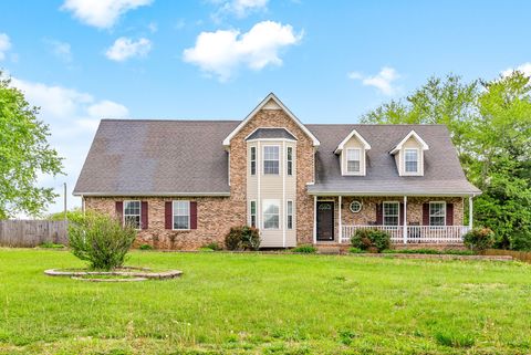 2413 Tana Way Clarksville TN 37042