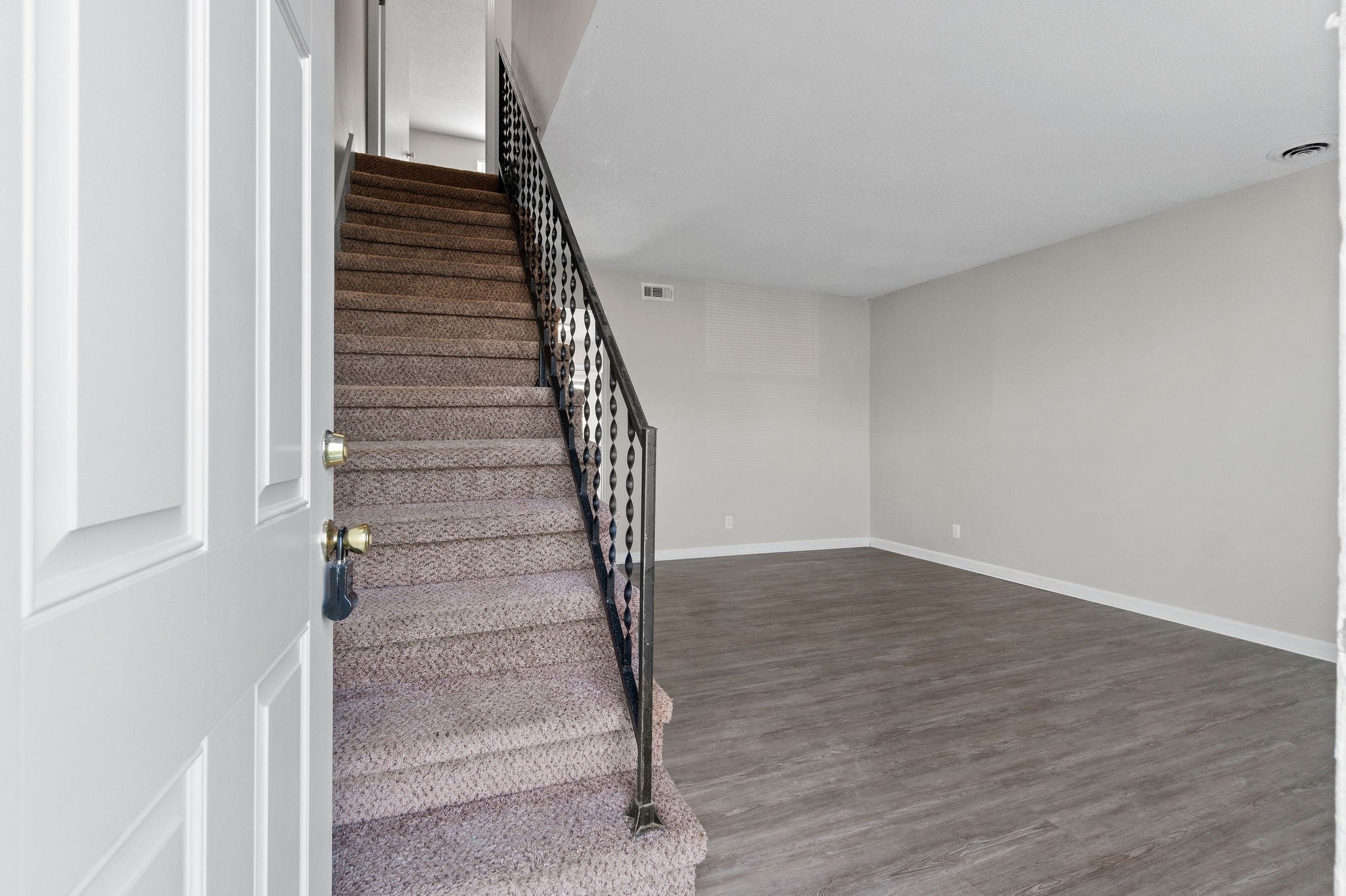 1231 Stateline Rd 47