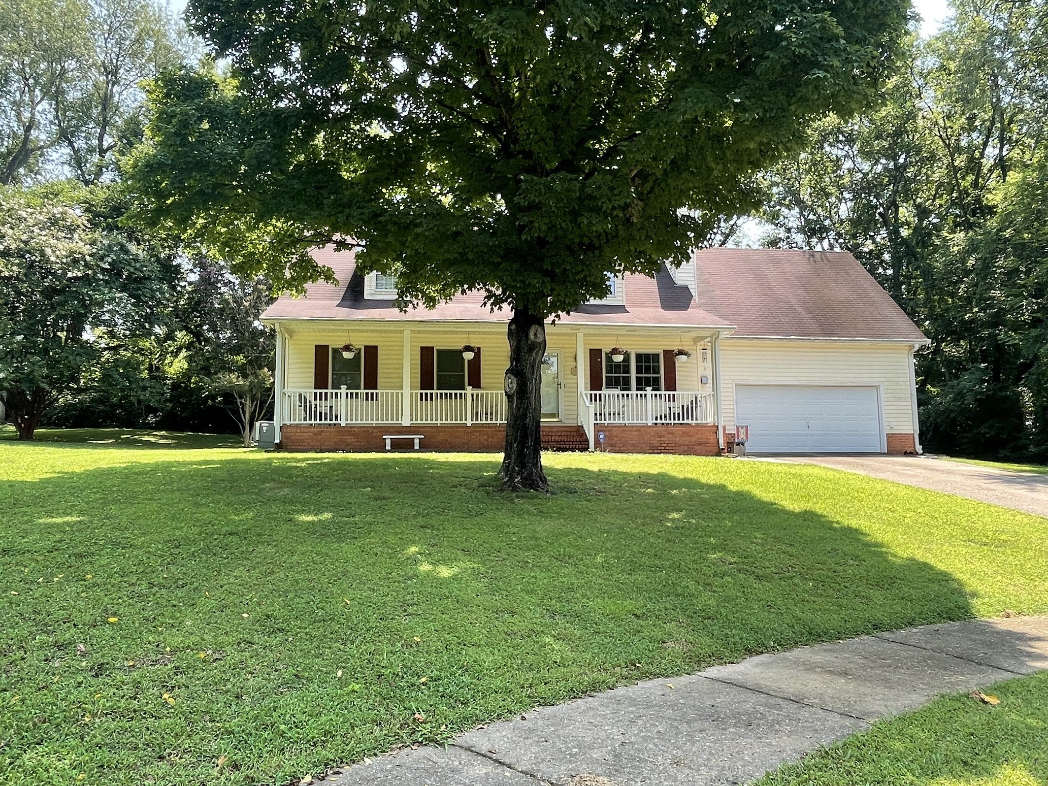 3-bed home for sale in Franklin, TN 37064, 632 Glencoe Ct 632 Glencoe Ct, Franklin TN 37064 3-bed home, photo 1 of 3