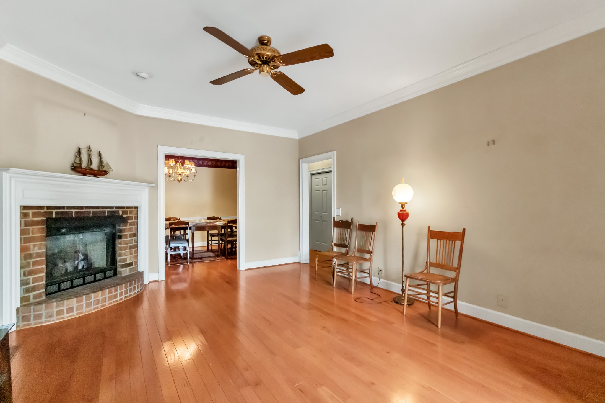 517 Harbor Village Dr