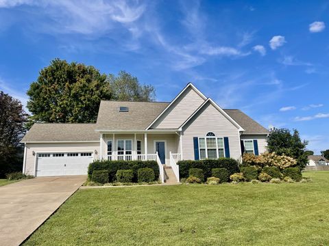 40 Harding Rd Leoma TN 38468