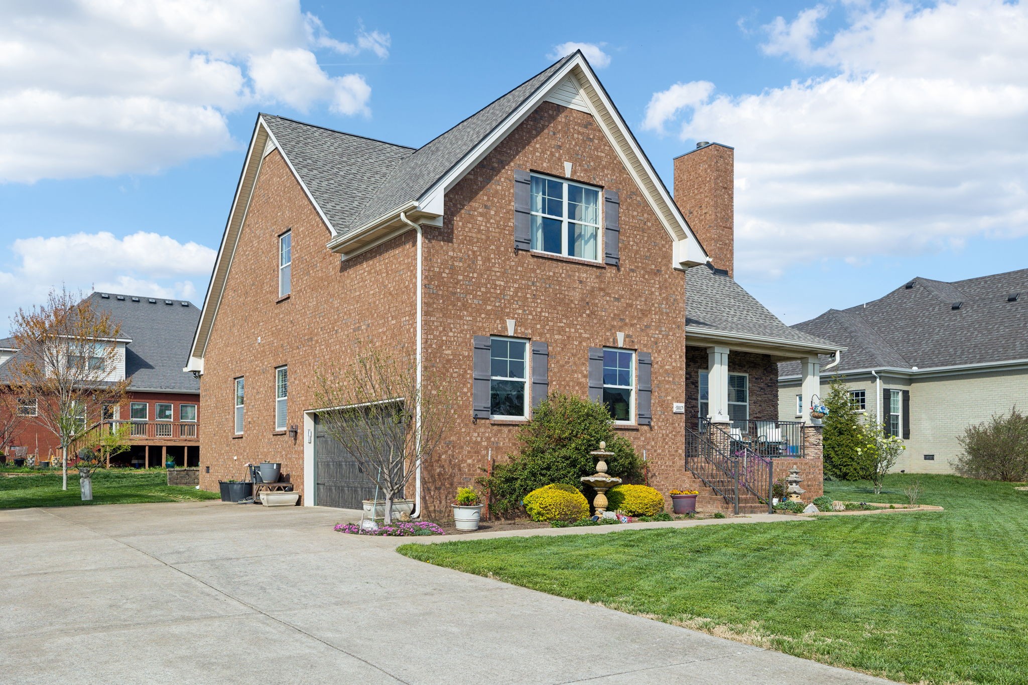 5017 Republic Ave