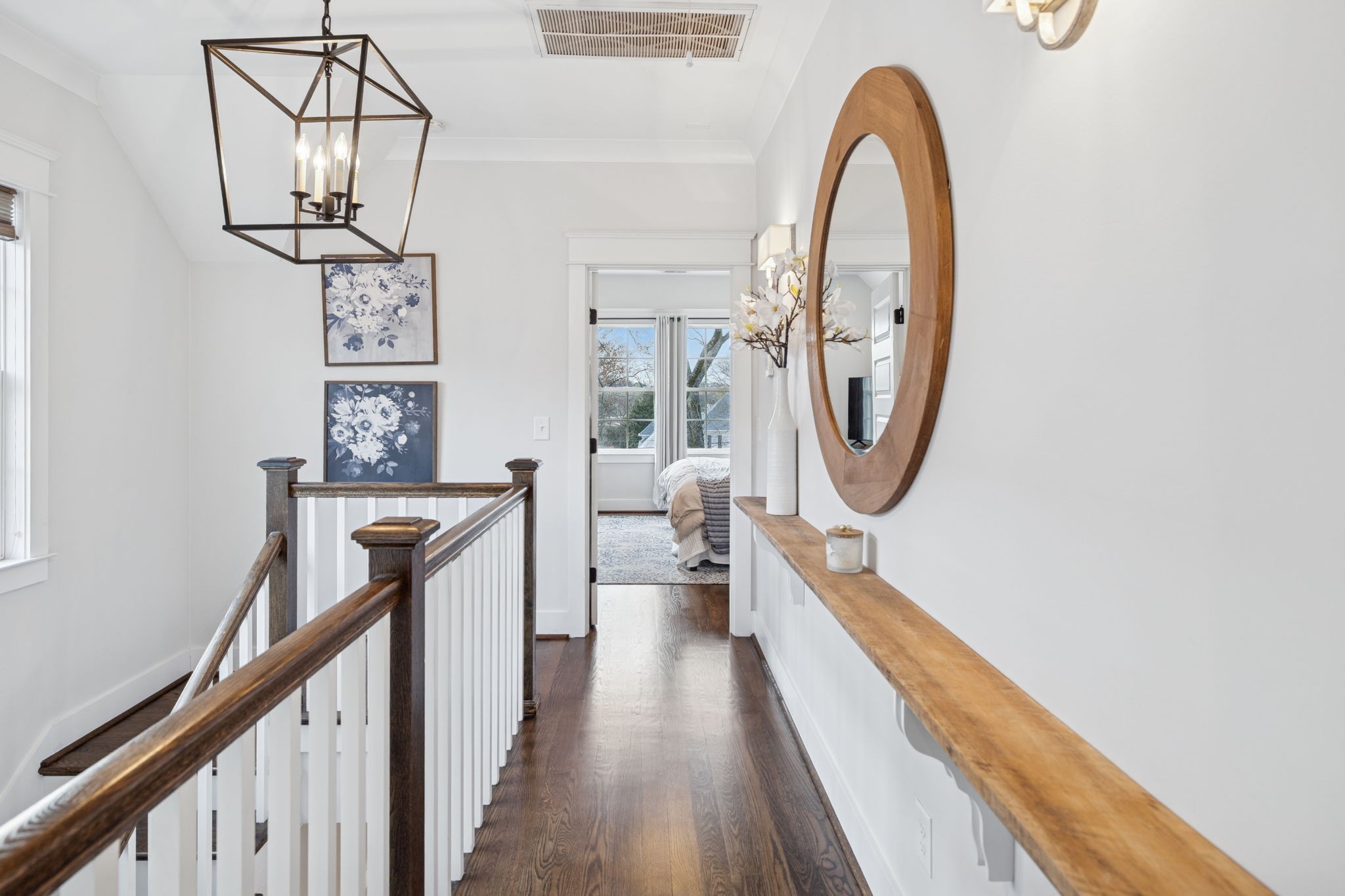 Nashville, Tennessee 37215, United States, 4 Bedrooms Bedrooms, ,5 BathroomsBathrooms,Residential,Coming Soon,250843