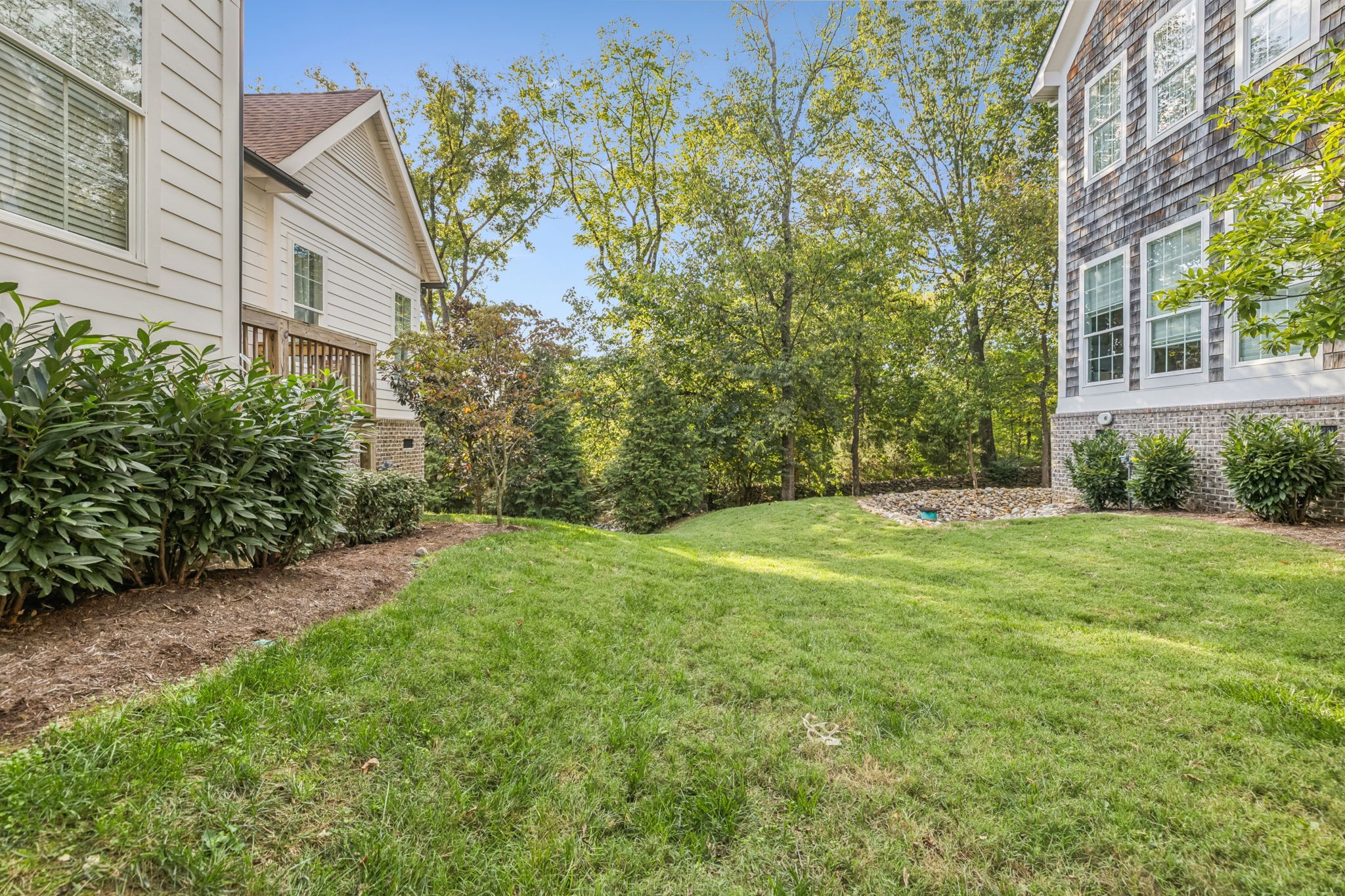 Nashville, Tennessee 37215, United States, 4 Bedrooms Bedrooms, ,5 BathroomsBathrooms,Residential,Coming Soon,250843