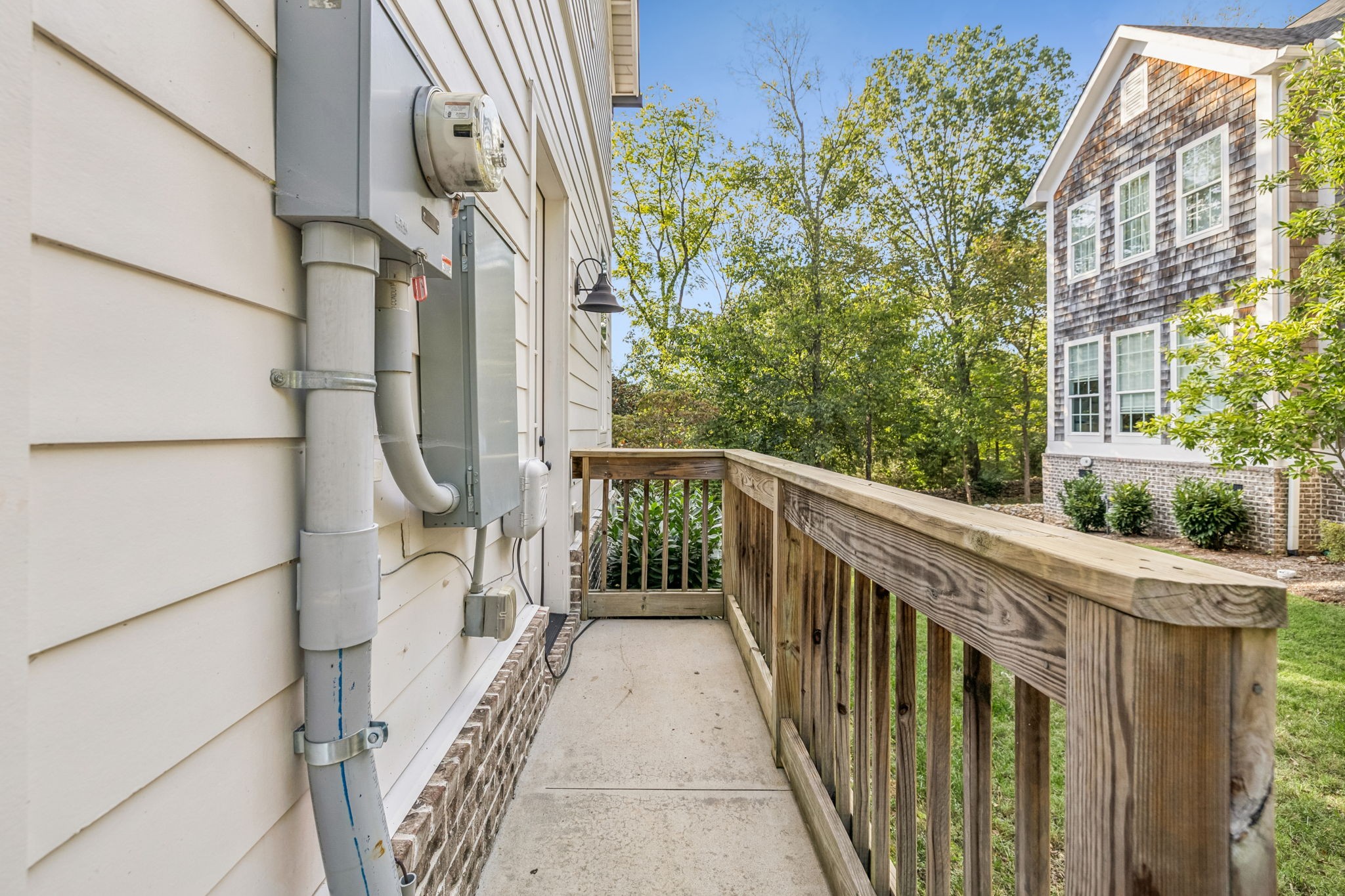 Nashville, Tennessee 37215, United States, 4 Bedrooms Bedrooms, ,5 BathroomsBathrooms,Residential,Coming Soon,250843