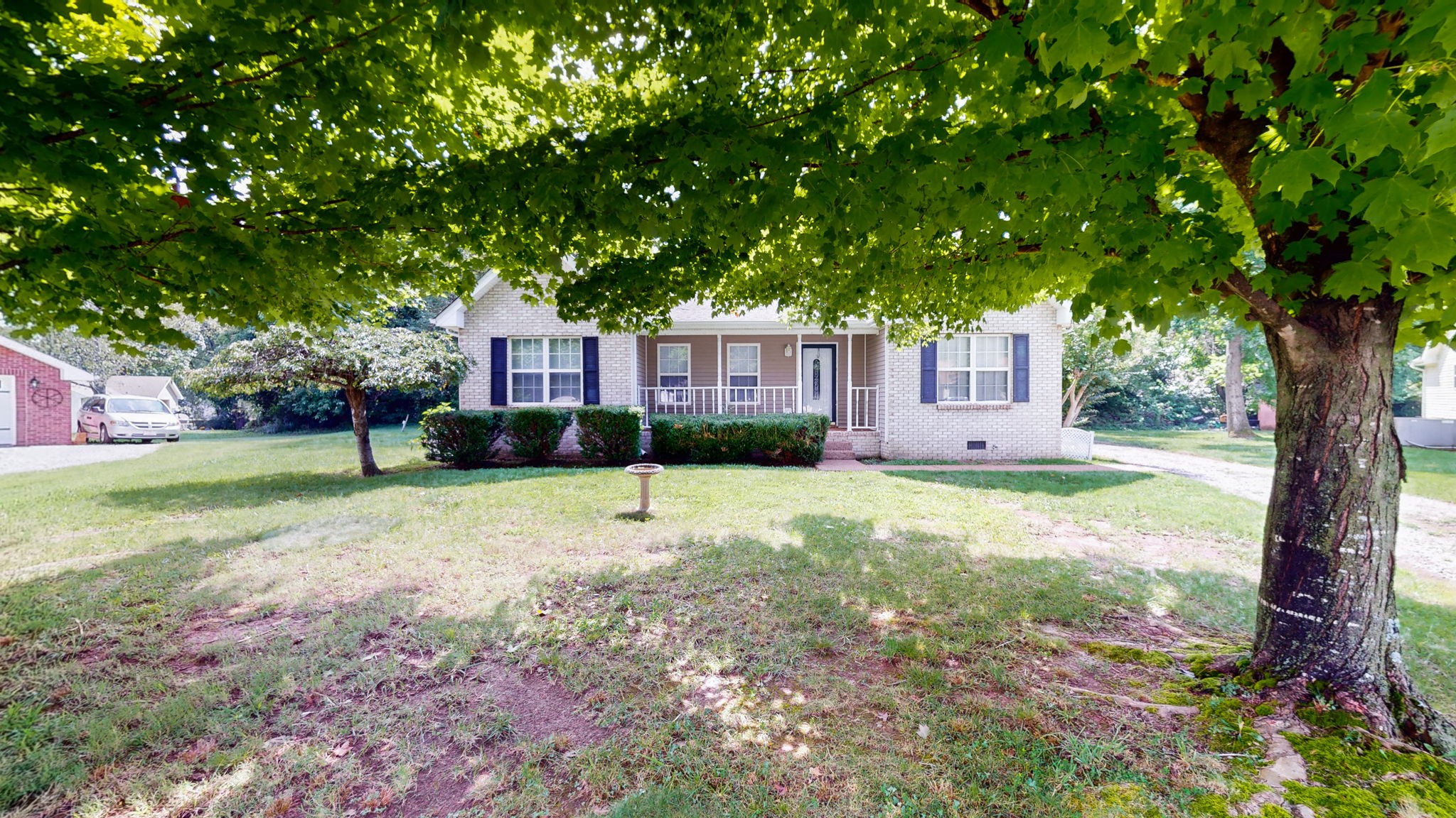 215 Derek Ct