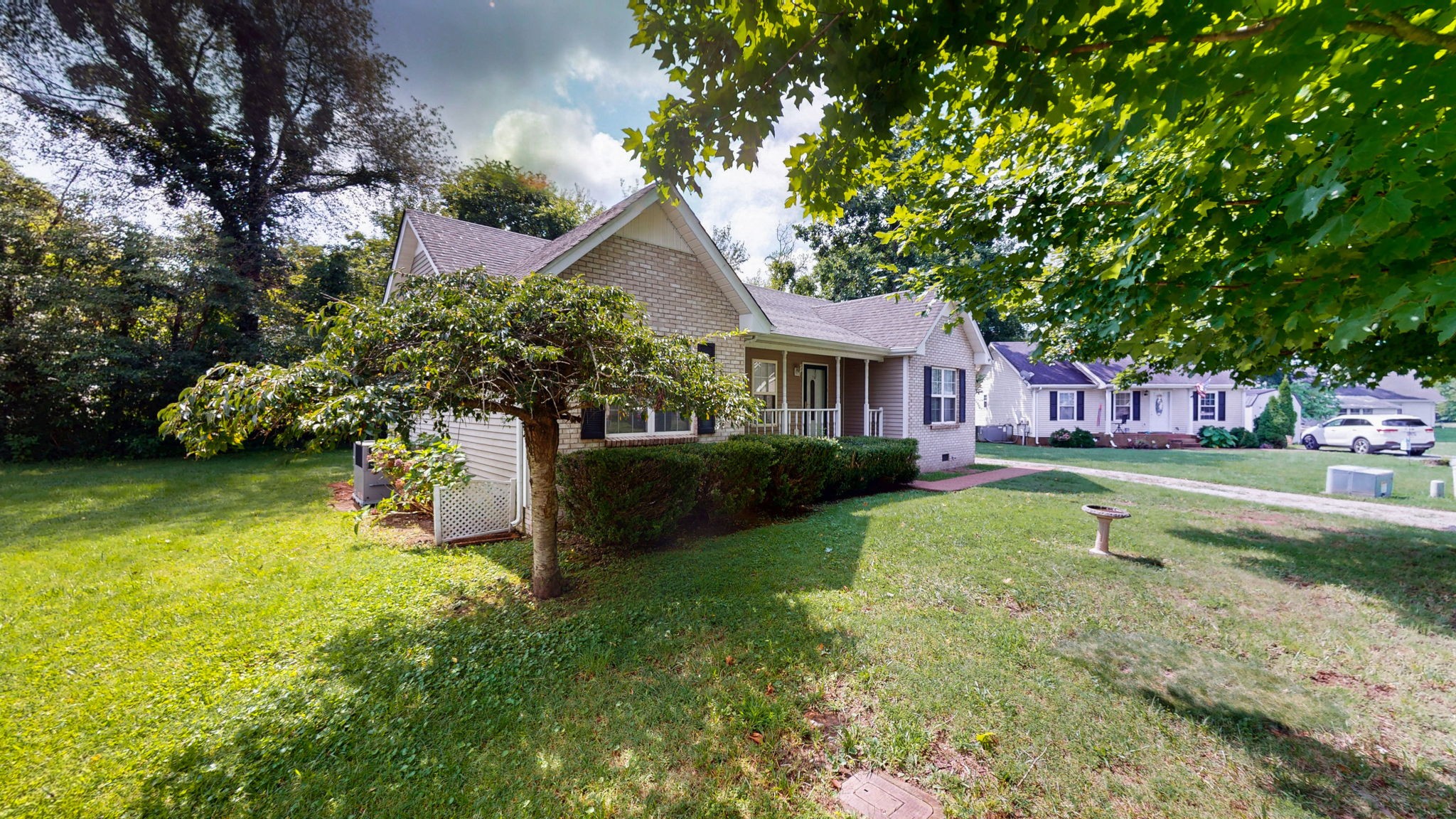 215 Derek Ct