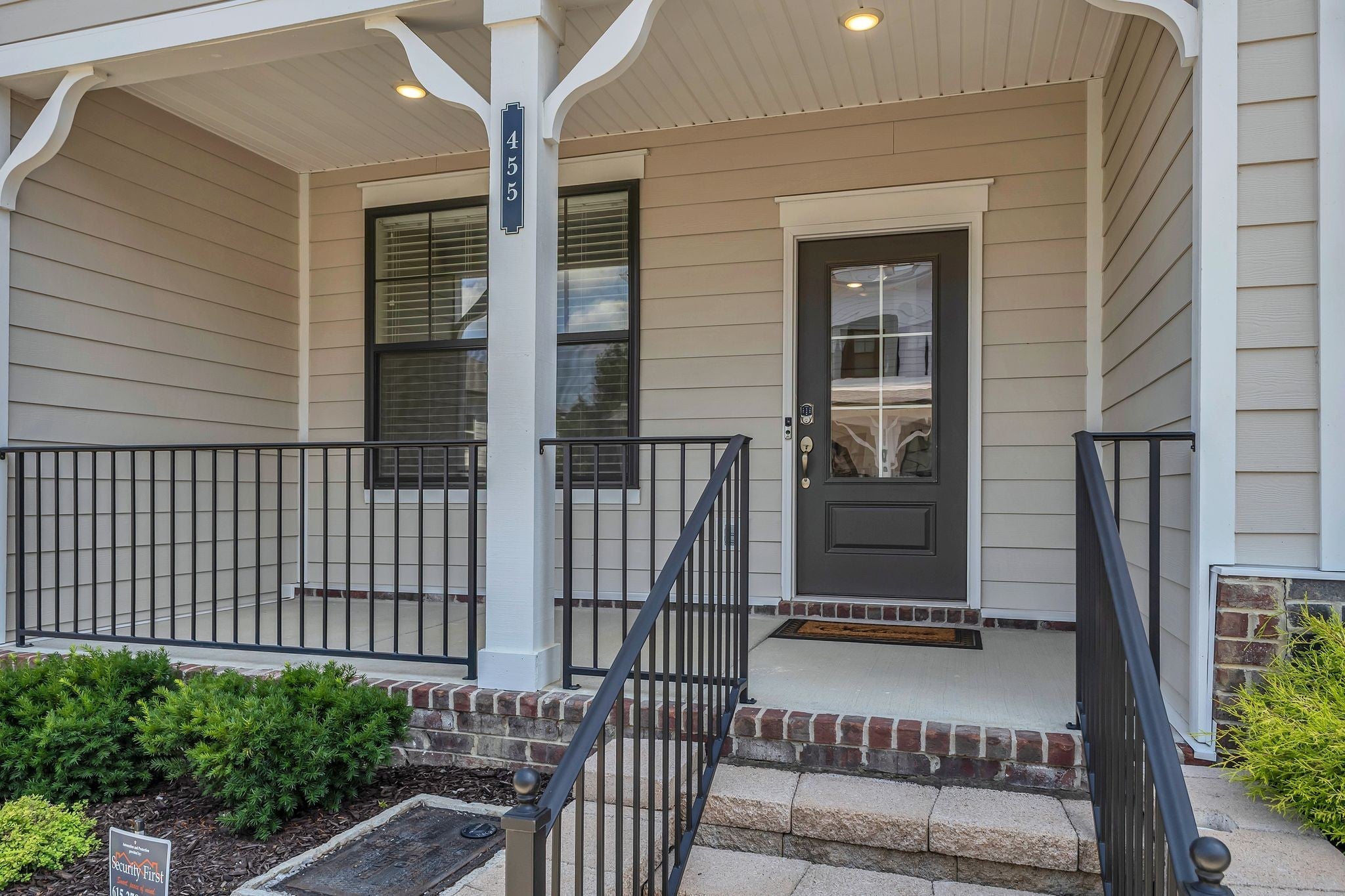 2-bed listing at 455 Portsdale Dr, Brentwood