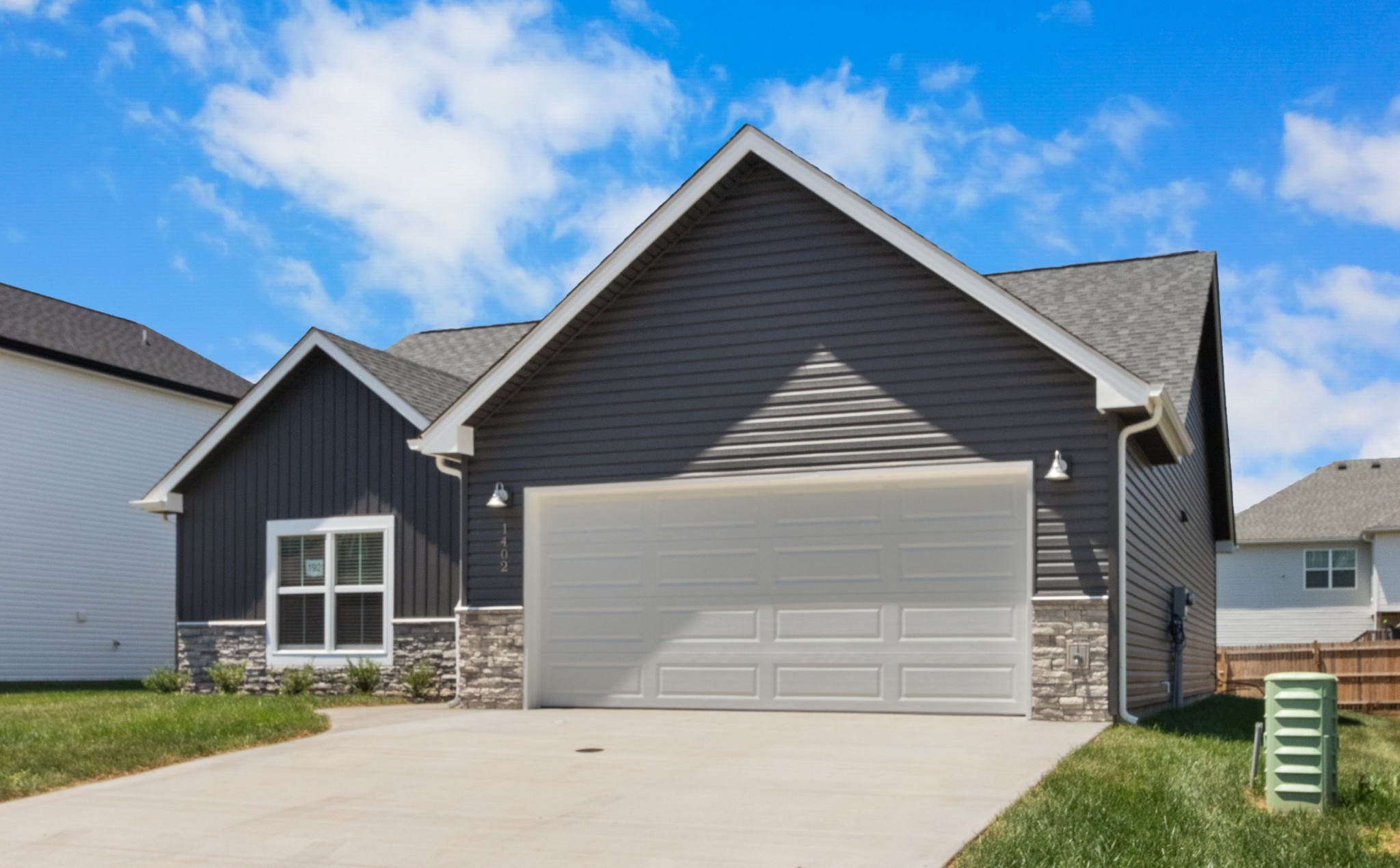 1402 Dan Brown Dr