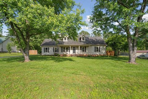 1643 Windy Meadow Dr Christiana TN 37037