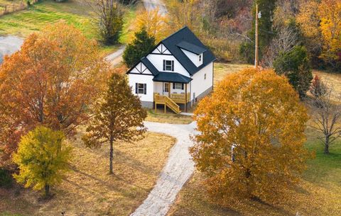 848 Franklin Road Charlotte TN 37036