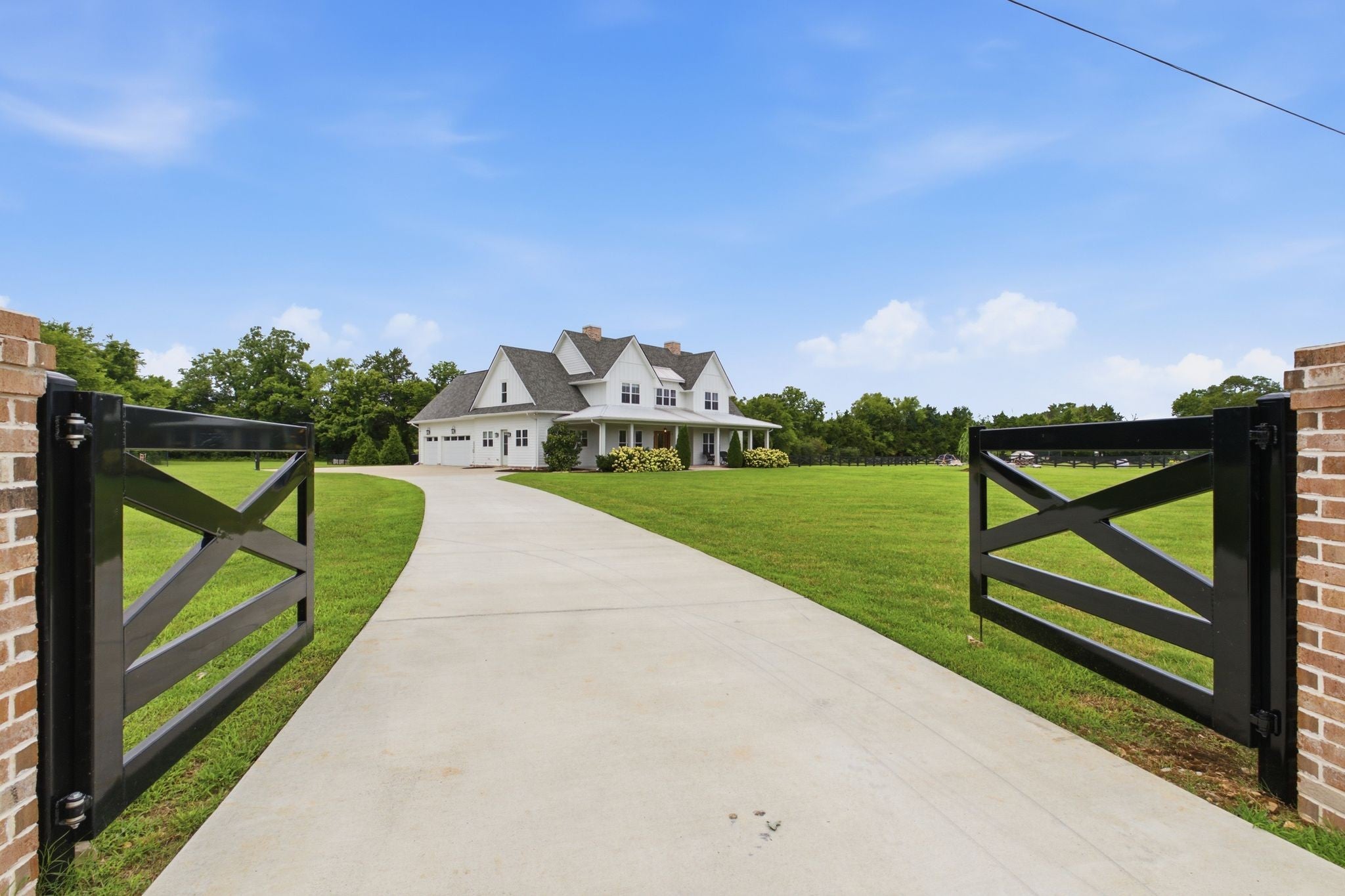 8028 Miller Rd