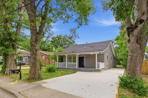 Photo of 1909 Heiman St, Nashville, TN 37208 (MLS # 3185134)