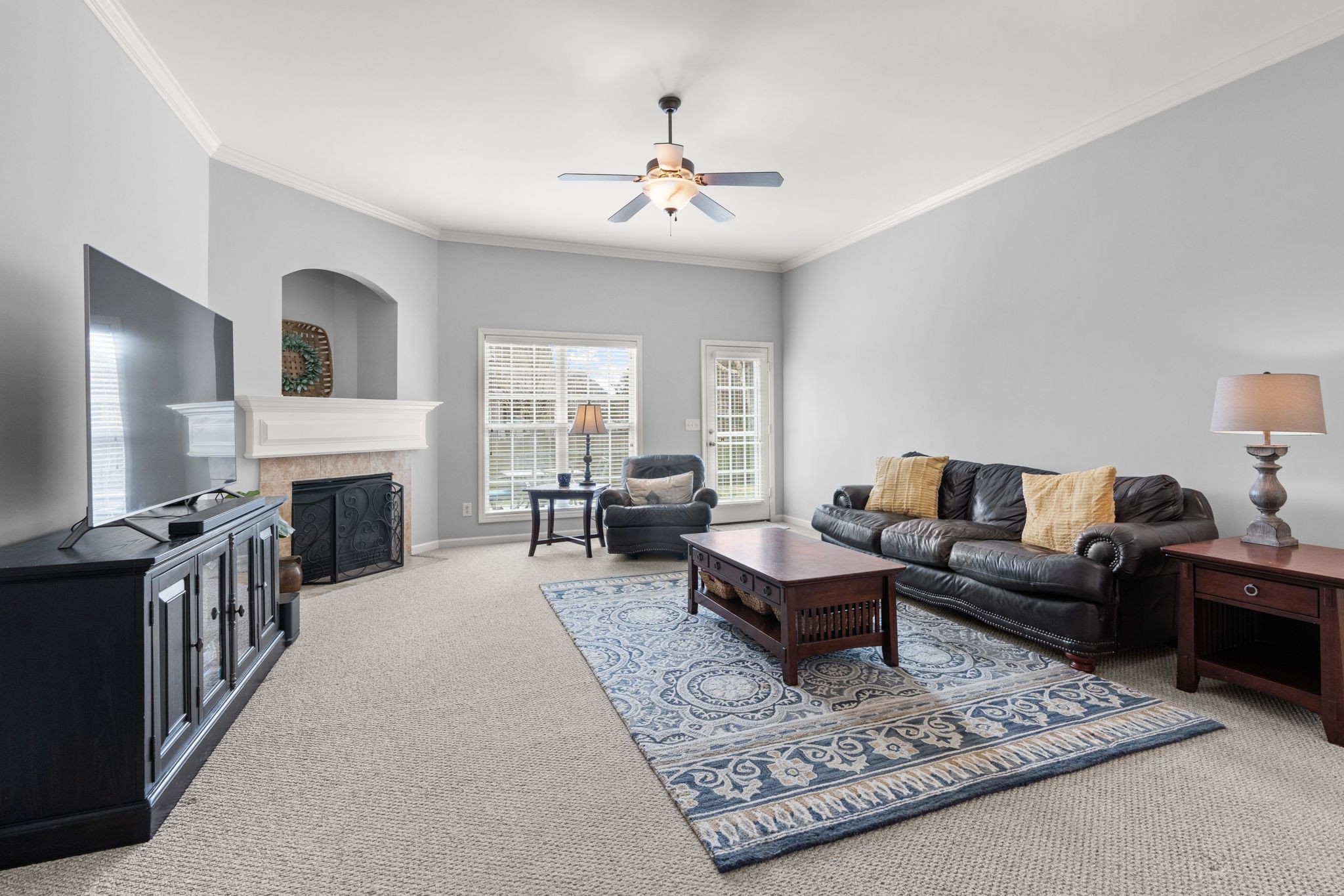 Photo 5 of 29 of 1087 Nealcrest Cir E house