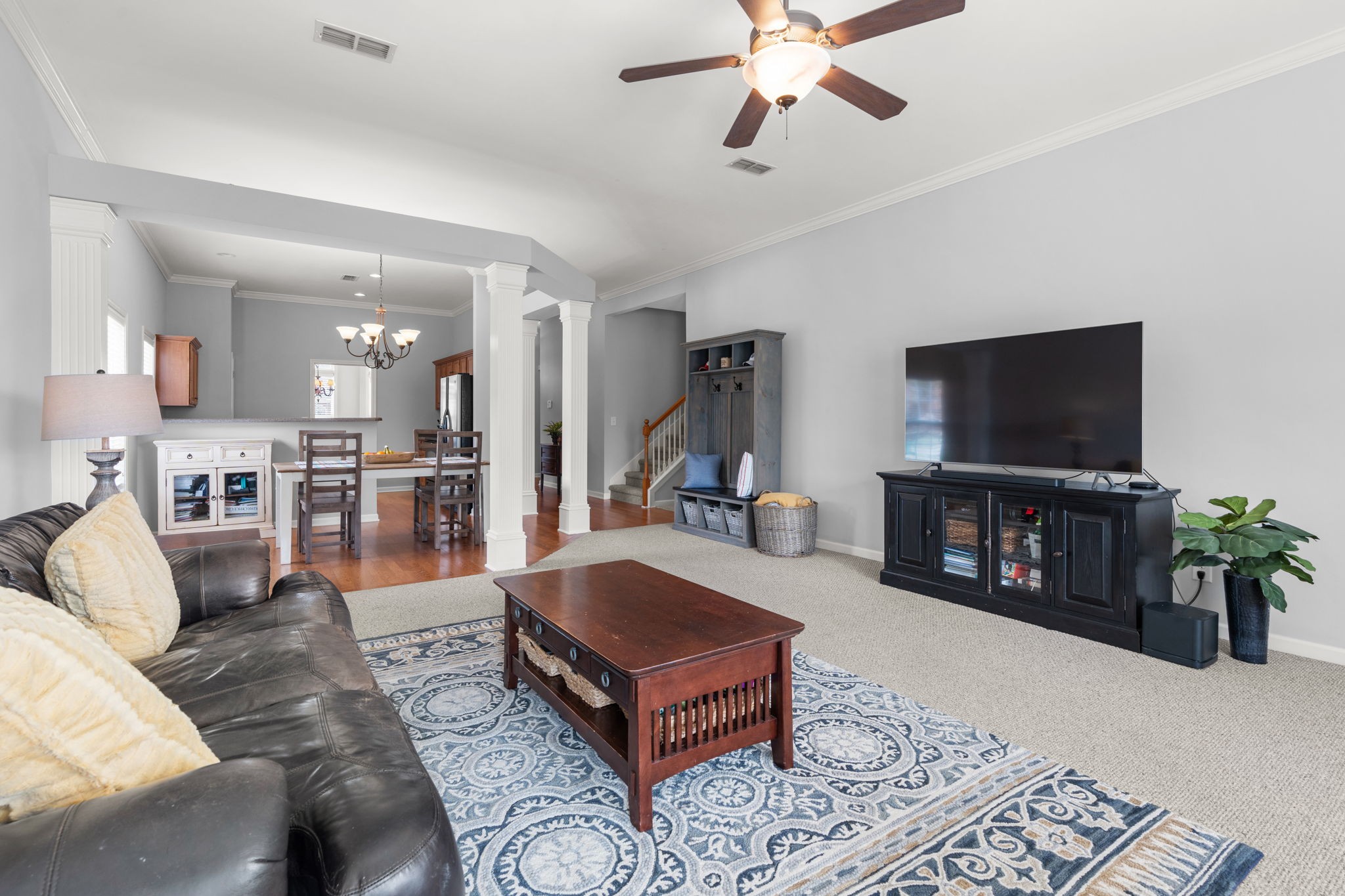 Photo 8 of 29 of 1087 Nealcrest Cir E house