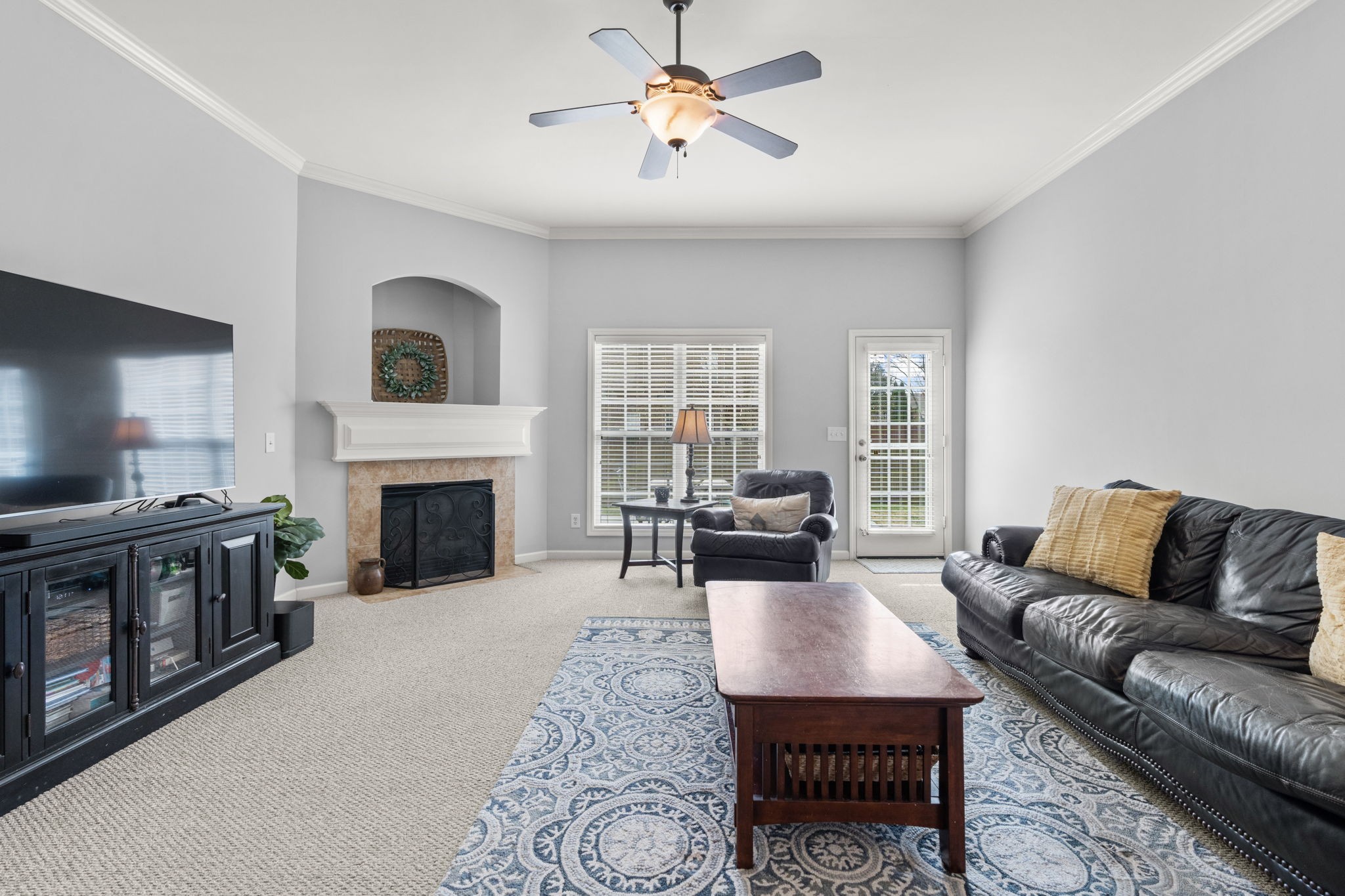 Photo 7 of 29 of 1087 Nealcrest Cir E house