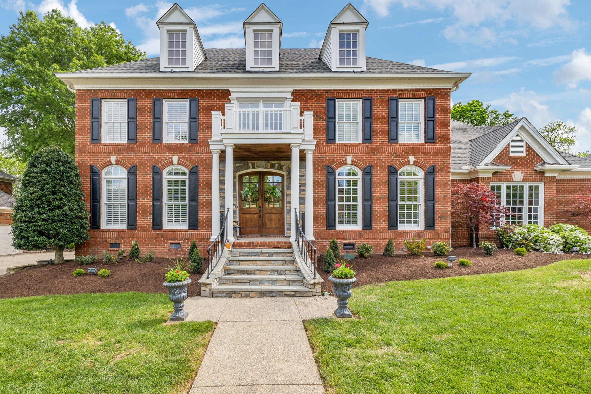 427 Autumn Lake Trl