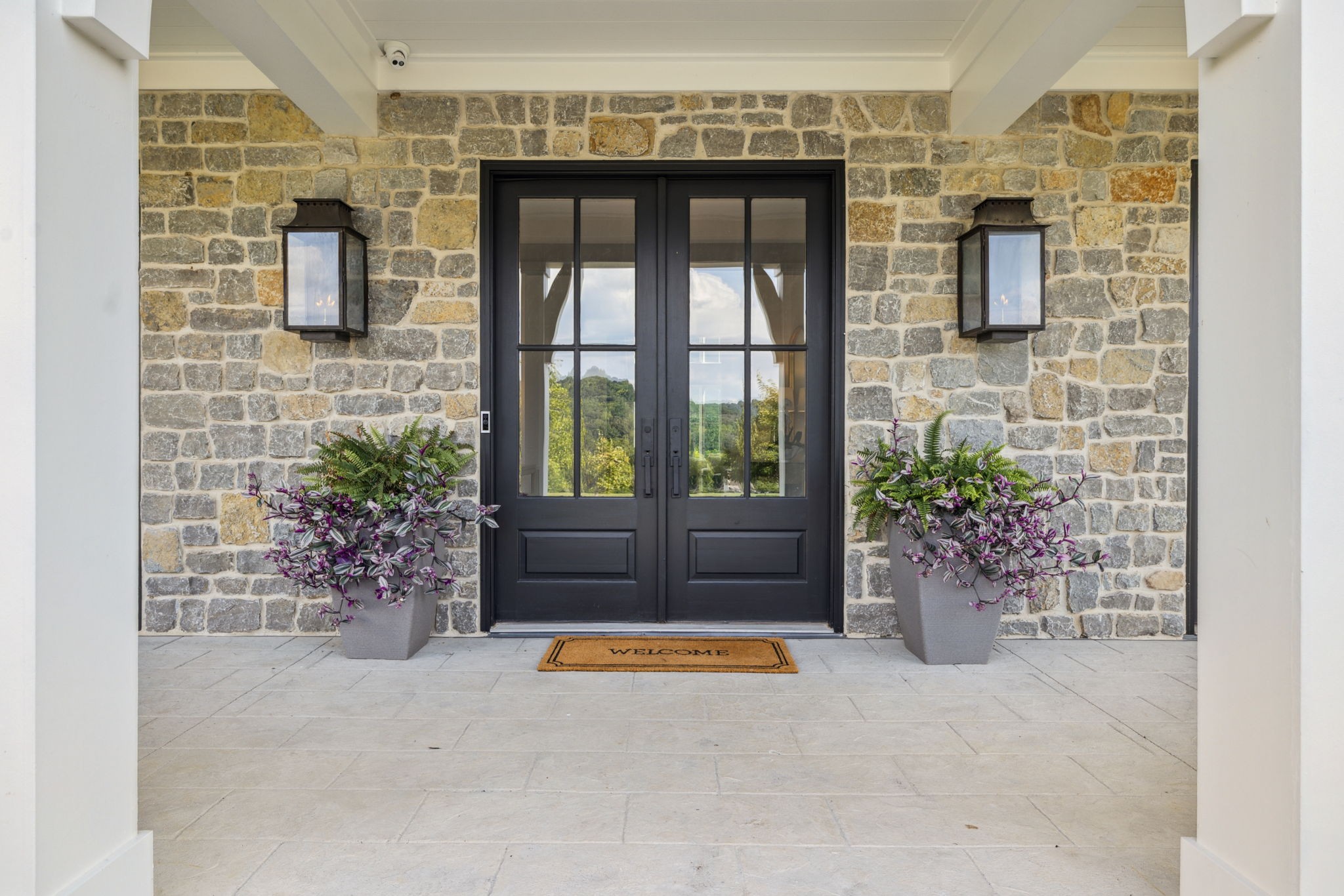 1401 Montmorenci Pass