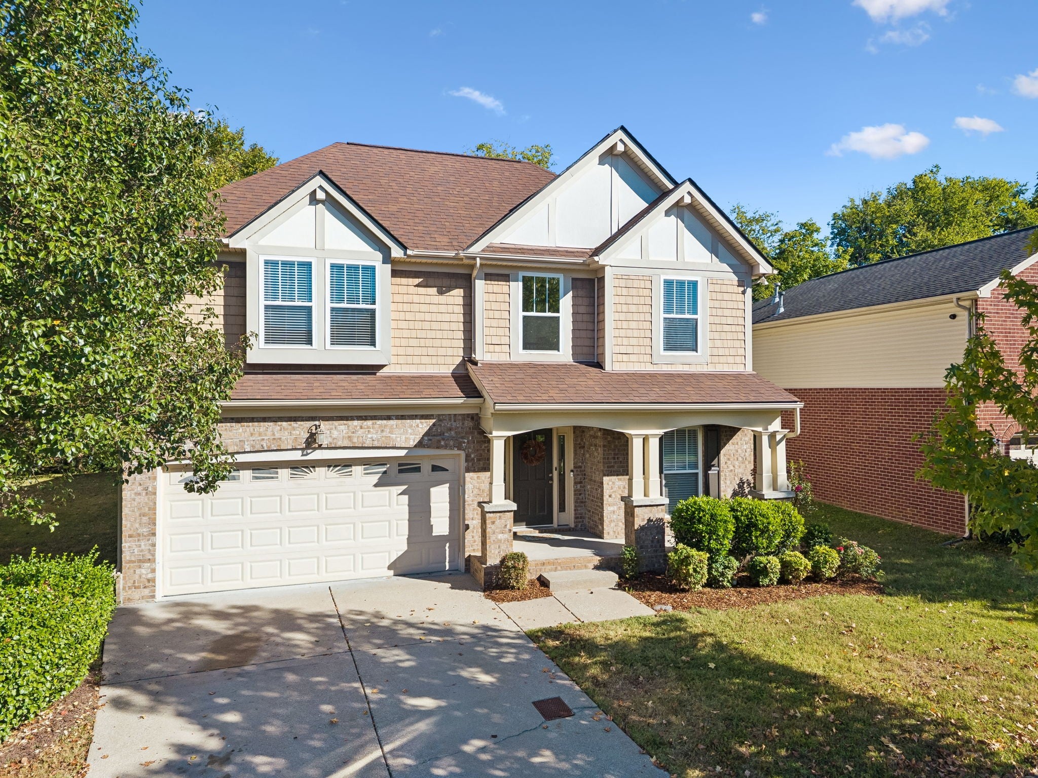 7460 Riverland Dr