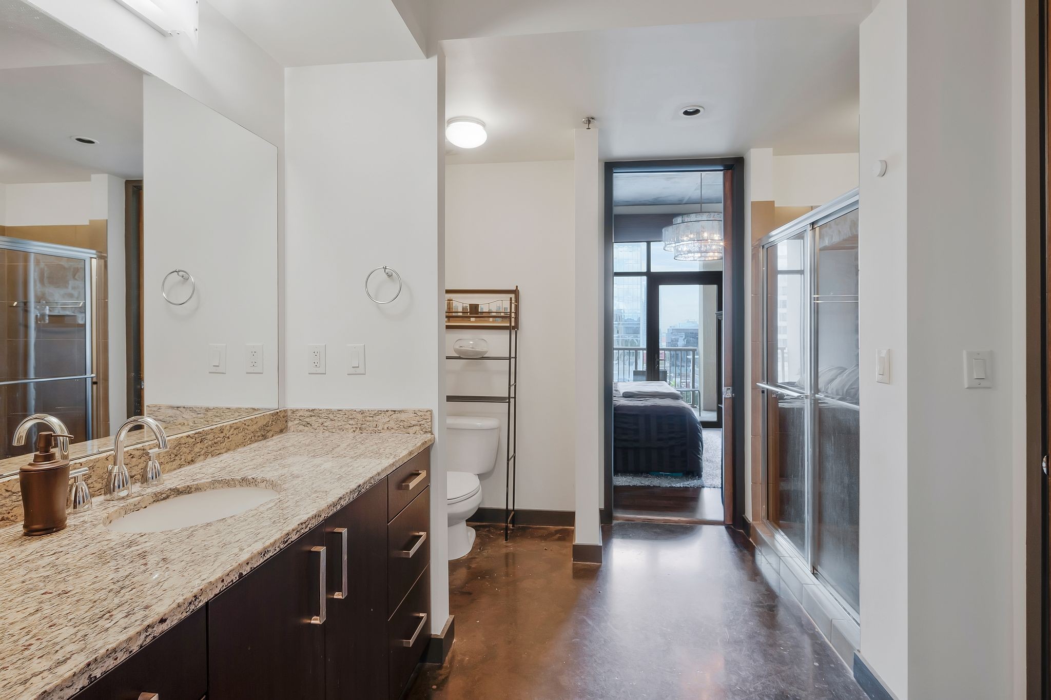 Nashville, Tennessee 37203, United States, 1 Bedroom Bedrooms, ,1 BathroomBathrooms,Residential,Coming Soon,214573