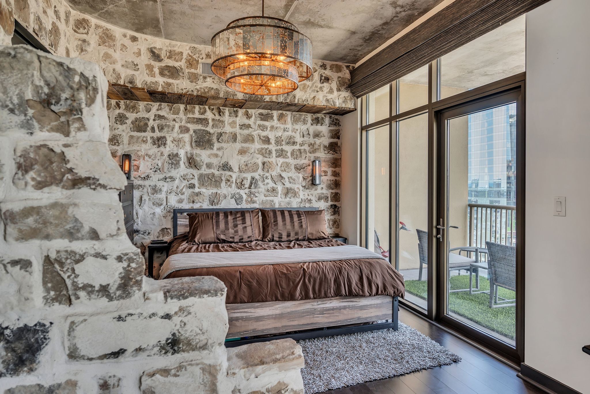 Nashville, Tennessee 37203, United States, 1 Bedroom Bedrooms, ,1 BathroomBathrooms,Residential,Coming Soon,214573