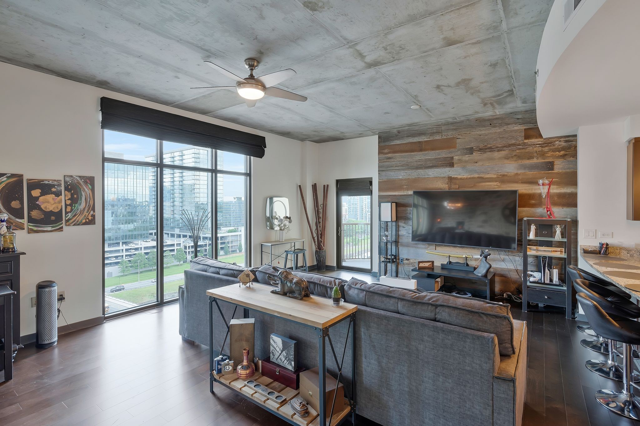 Nashville, Tennessee 37203, United States, 1 Bedroom Bedrooms, ,1 BathroomBathrooms,Residential,Coming Soon,214573