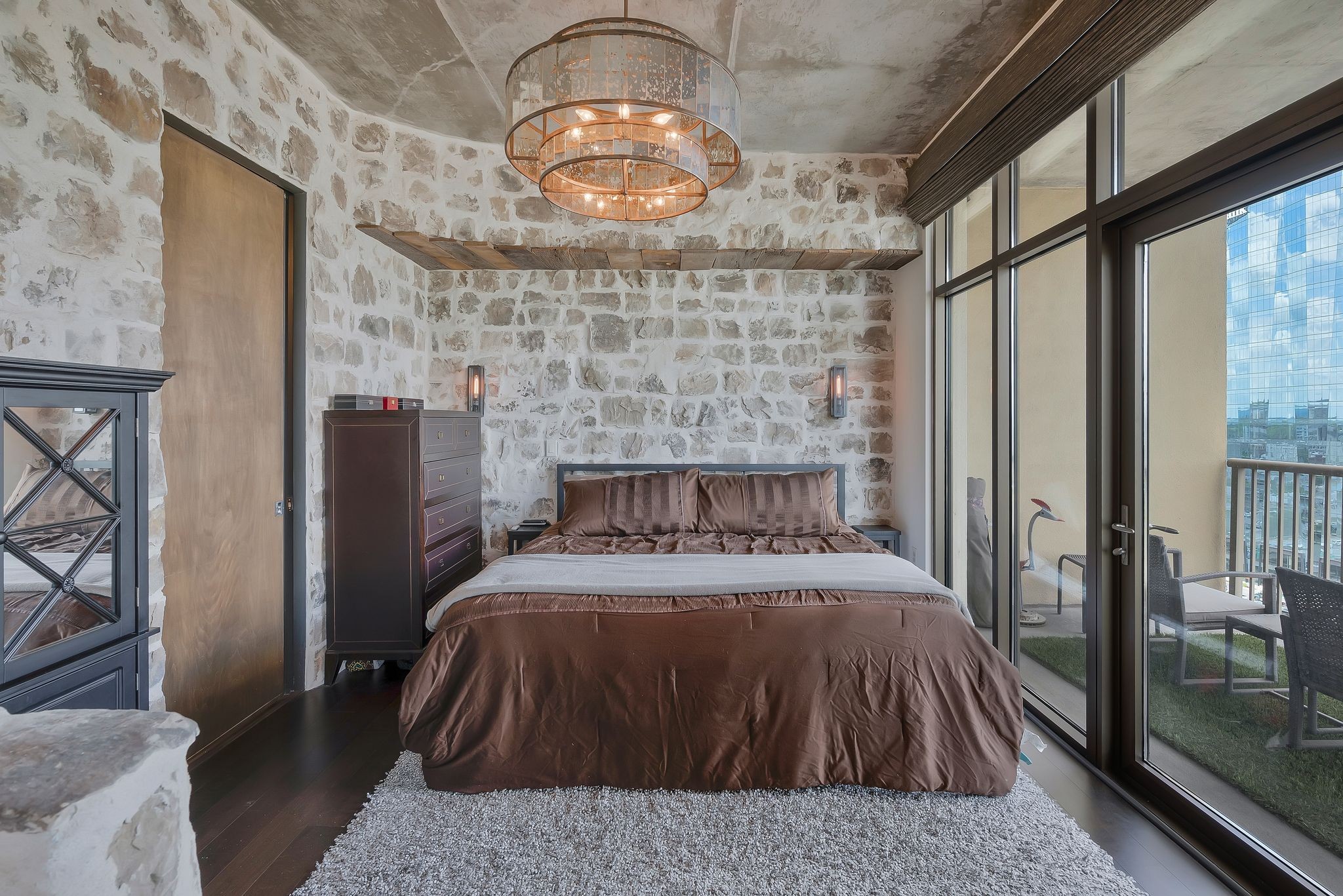 Nashville, Tennessee 37203, United States, 1 Bedroom Bedrooms, ,1 BathroomBathrooms,Residential,Coming Soon,214573