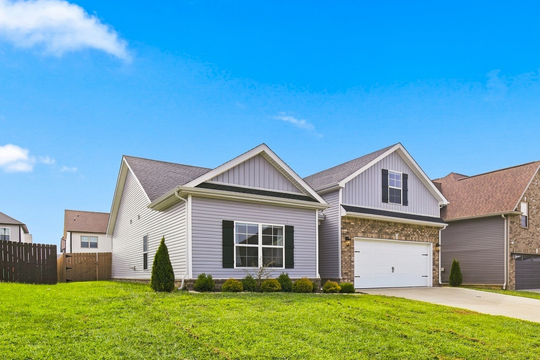 1589 Kestrel Dr