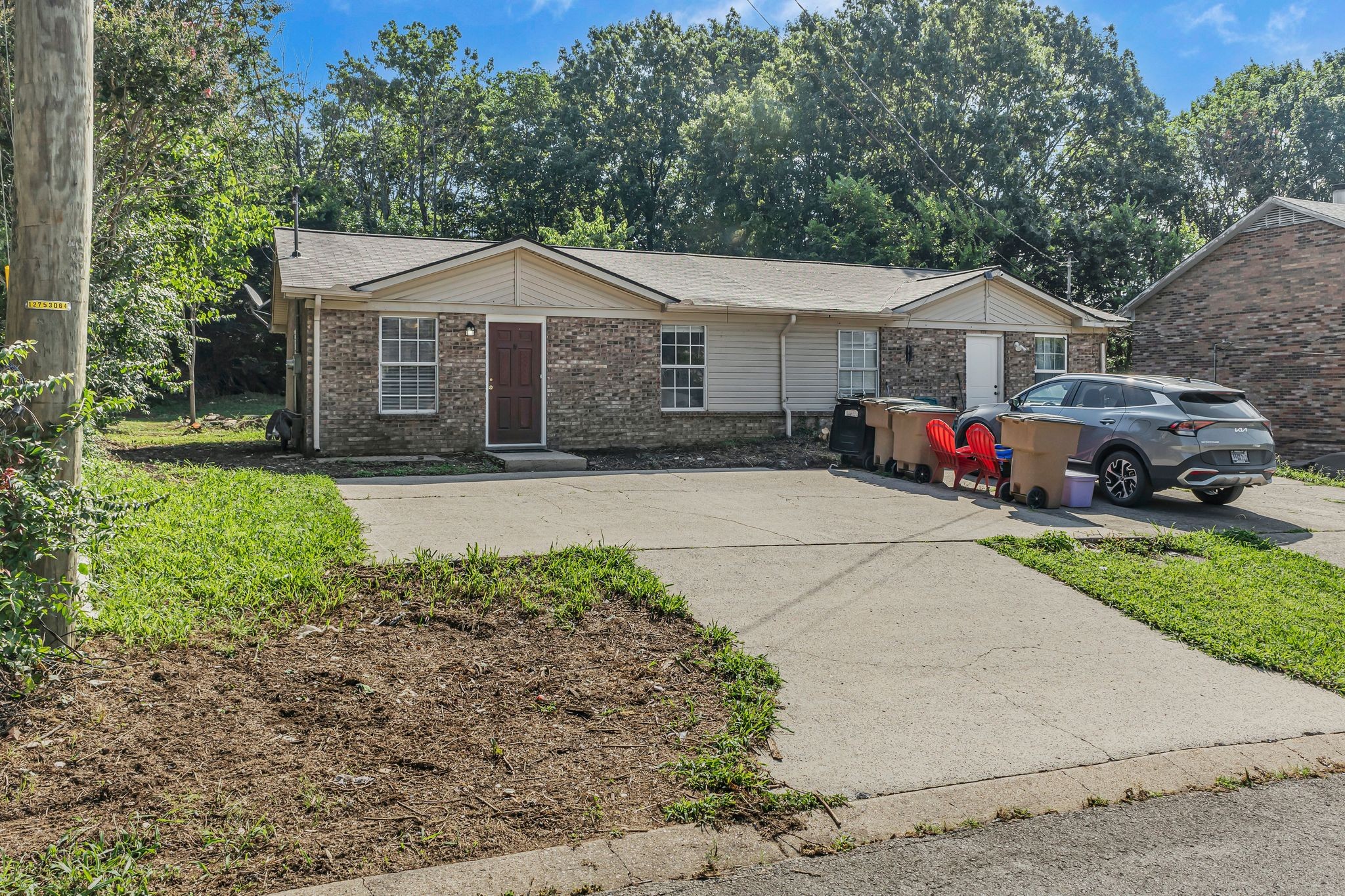 516 Maxine Dr