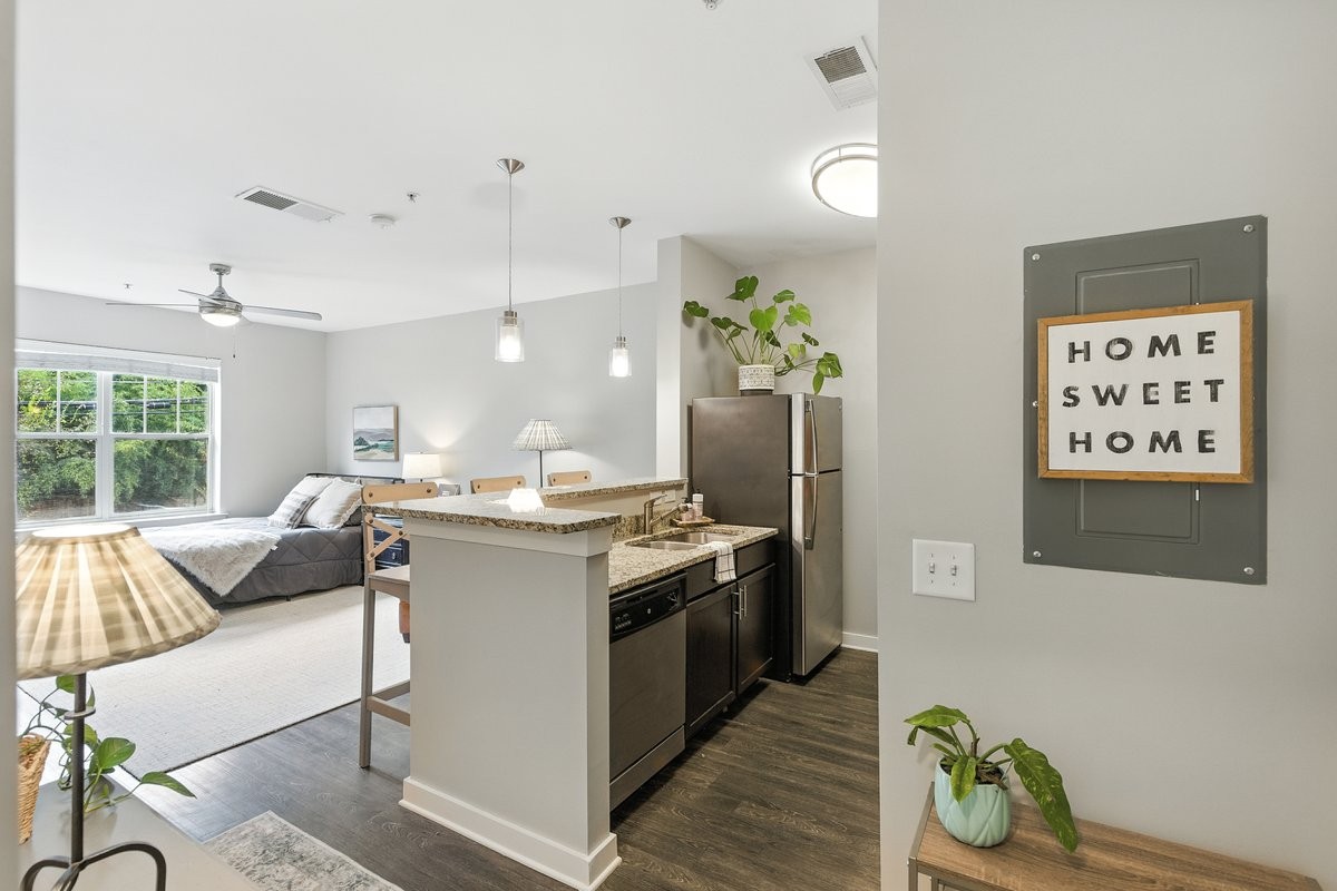 414 Rosedale Ave 211
