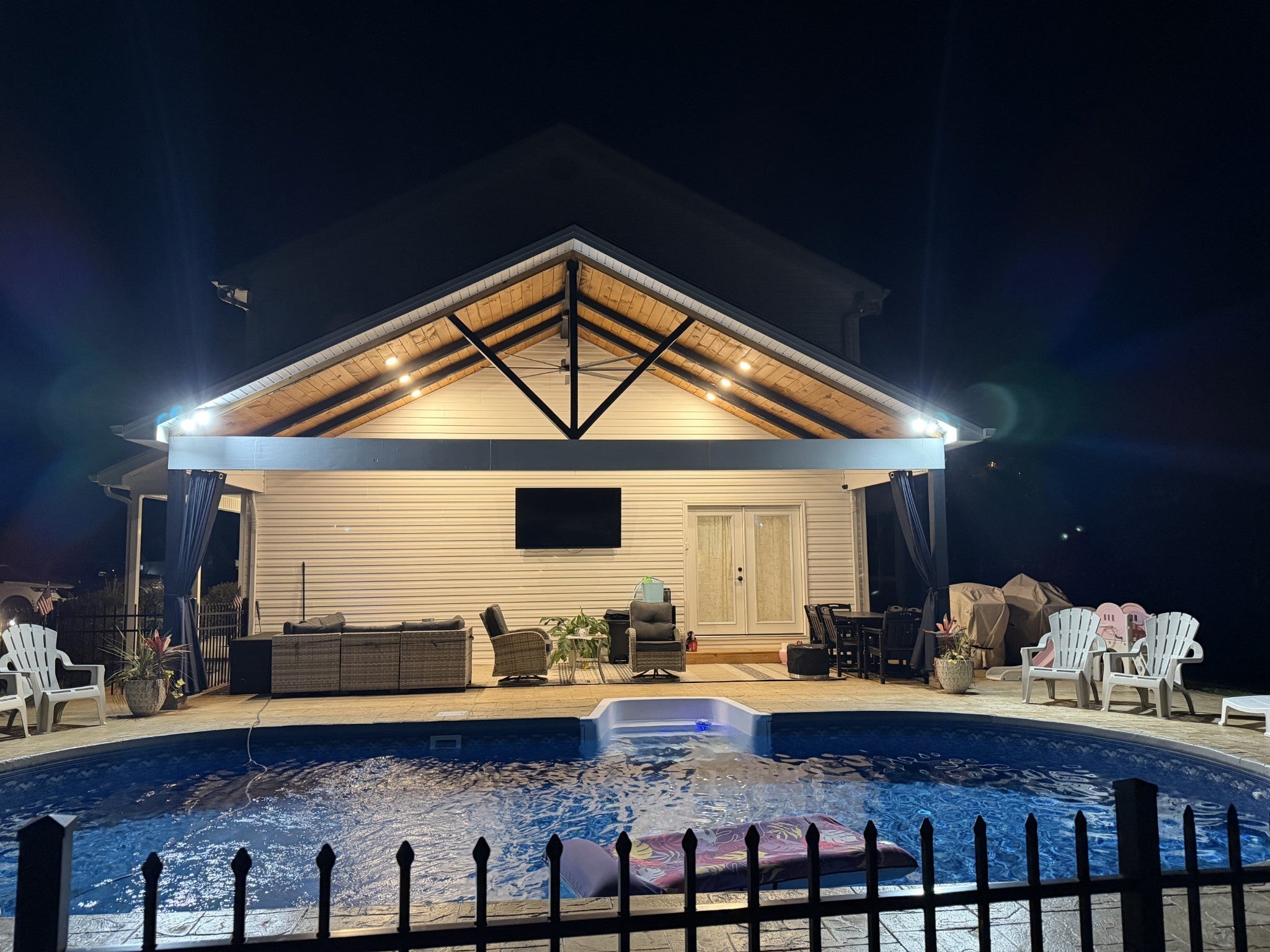 814 Kings Hills Blvd