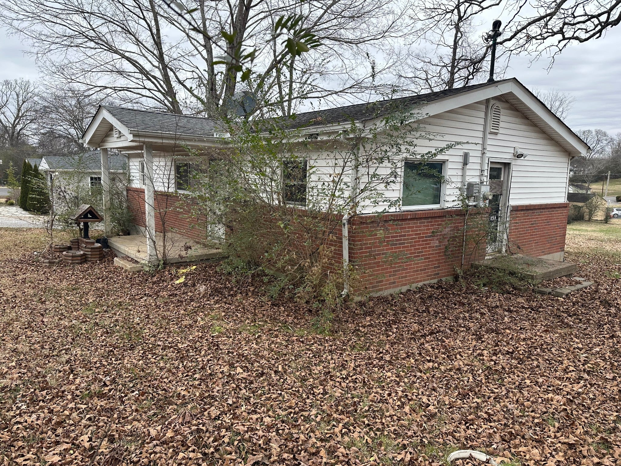 394 Moores Cir