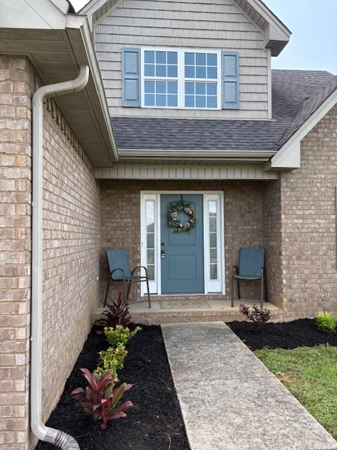 2435 Auldridge Dr
