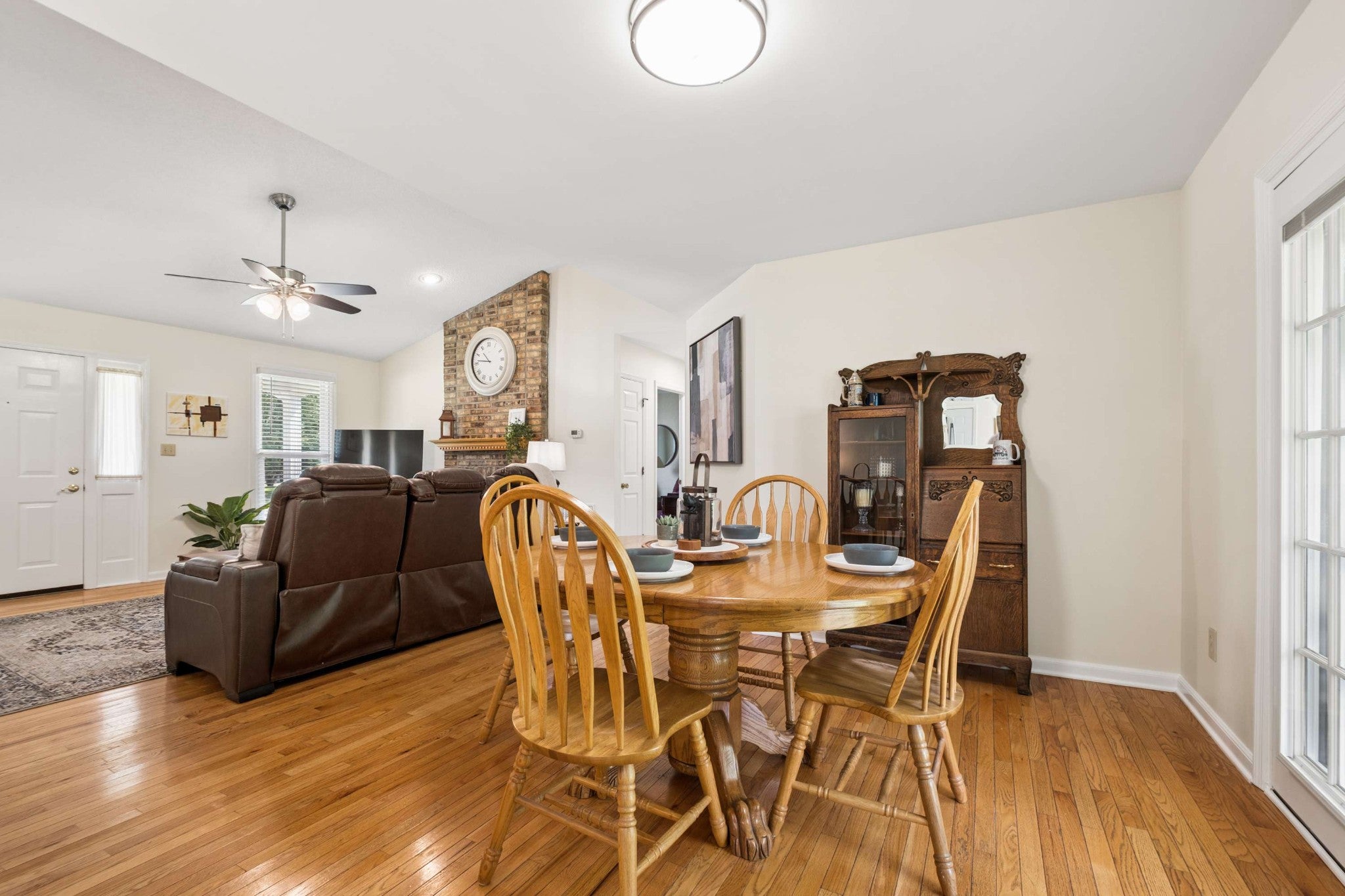 504 Riverview Dr, Franklin TN 37064 3-bed home, photo 12 of 30