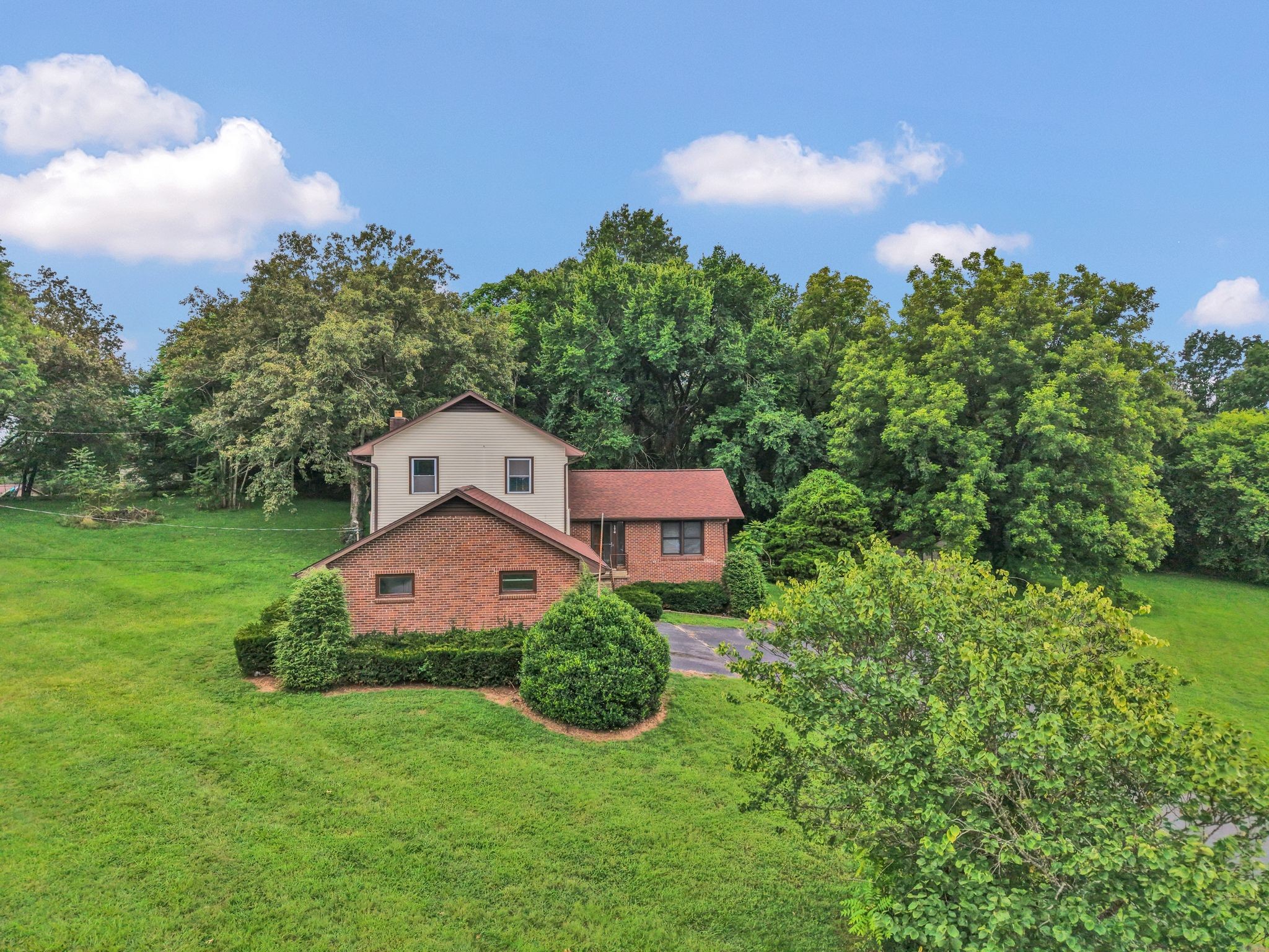 174 Circle Dr