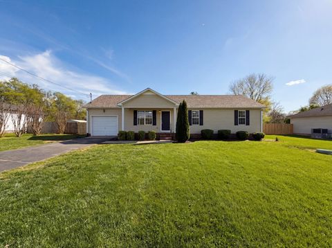 2310 Forrest Fields Dr Chapel Hill TN 37034