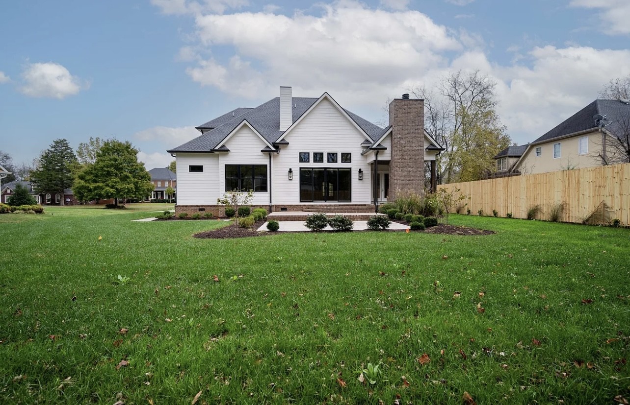 1019 Glasgow Dr