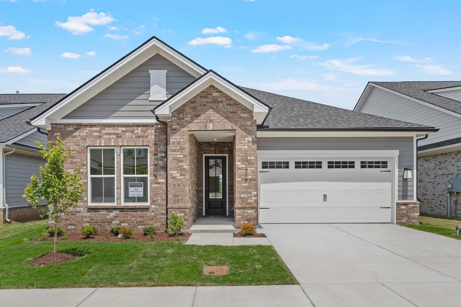 2-bed listing at 205 Aspen Arch Court, Hermitage