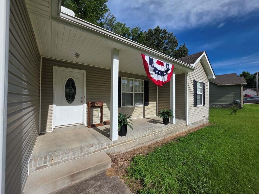 189 Foxfire Rd
