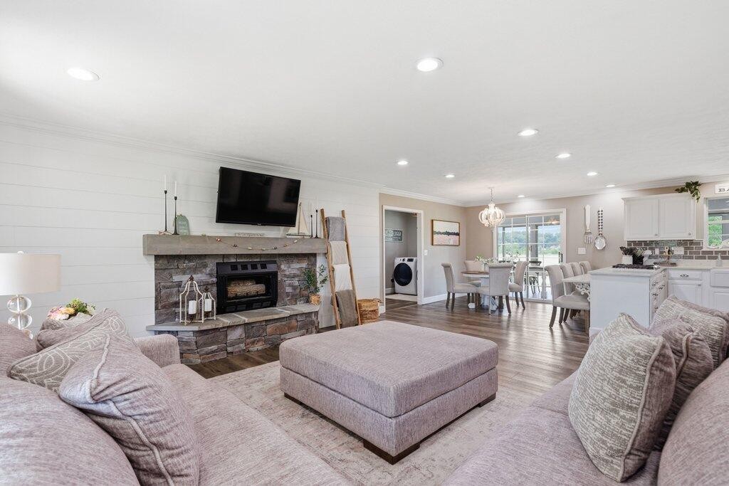 318 Sunset Estates Drive
