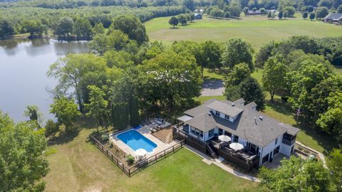 1014 Lakeview Cir Ashland City TN 37015